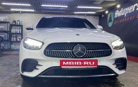 Mercedes-Benz E-Класс, 2021 год, 4 990 000 рублей, 3 фотография