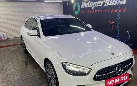 Mercedes-Benz E-Класс, 2021 год, 4 990 000 рублей, 4 фотография