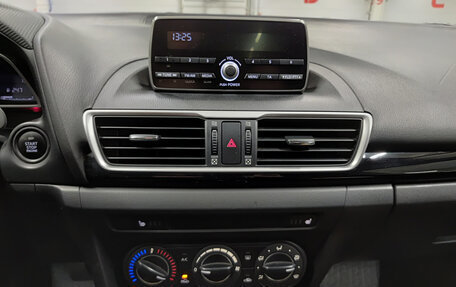 Mazda 3, 2014 год, 1 370 000 рублей, 18 фотография