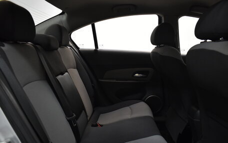 Chevrolet Cruze II, 2010 год, 850 000 рублей, 12 фотография