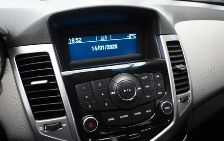 Chevrolet Cruze II, 2010 год, 850 000 рублей, 7 фотография