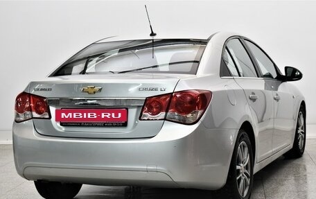 Chevrolet Cruze II, 2010 год, 850 000 рублей, 4 фотография