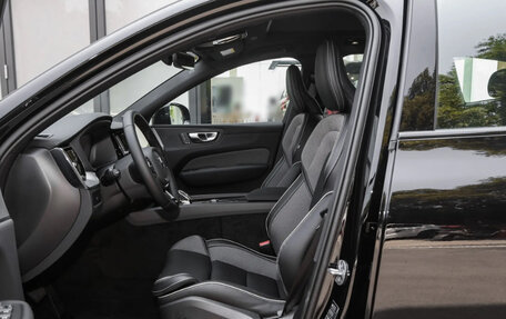 Volvo XC60 II, 2025 год, 7 990 000 рублей, 9 фотография