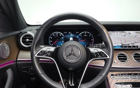 Mercedes-Benz E-Класс, 2022 год, 5 260 000 рублей, 5 фотография