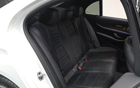 Mercedes-Benz E-Класс, 2022 год, 5 260 000 рублей, 6 фотография