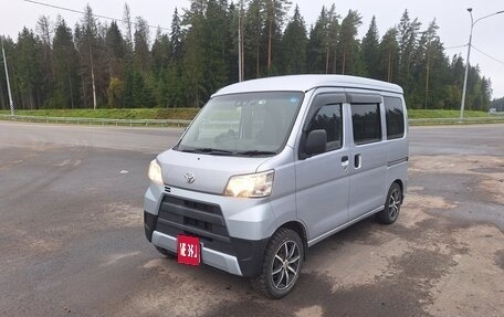 Toyota Pixis Van I, 2019 год, 1 170 000 рублей, 1 фотография