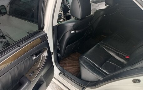 Toyota Crown Majesta, 2004 год, 900 000 рублей, 12 фотография