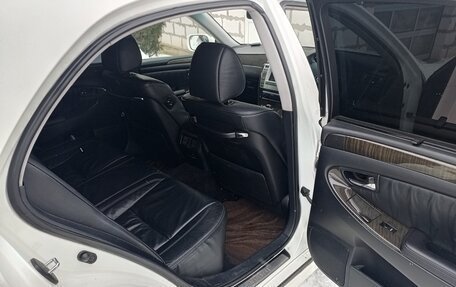 Toyota Crown Majesta, 2004 год, 900 000 рублей, 13 фотография