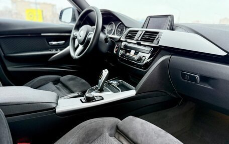 BMW 3 серия, 2018 год, 2 395 000 рублей, 16 фотография