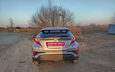 Toyota C-HR I рестайлинг, 2017 год, 1 850 000 рублей, 5 фотография