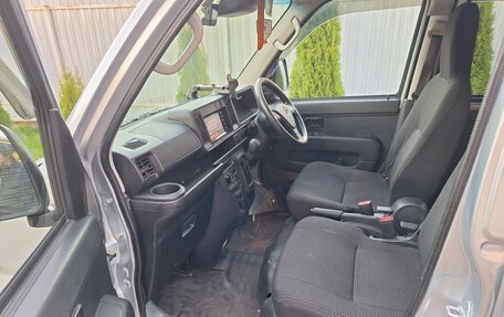 Toyota Pixis Van I, 2019 год, 1 170 000 рублей, 12 фотография