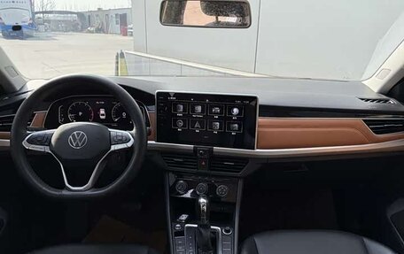 Volkswagen Bora, 2023 год, 2 200 000 рублей, 10 фотография