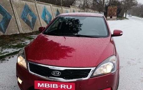 KIA cee'd I рестайлинг, 2010 год, 720 000 рублей, 2 фотография