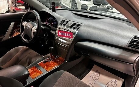 Toyota Camry, 2009 год, 1 250 000 рублей, 14 фотография