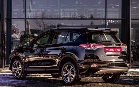 Toyota RAV4, 2016 год, 1 895 000 рублей, 4 фотография