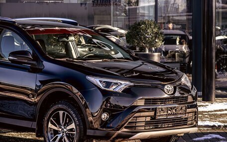 Toyota RAV4, 2016 год, 1 895 000 рублей, 8 фотография