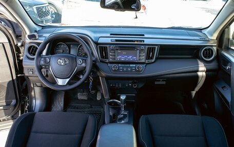 Toyota RAV4, 2016 год, 1 895 000 рублей, 15 фотография