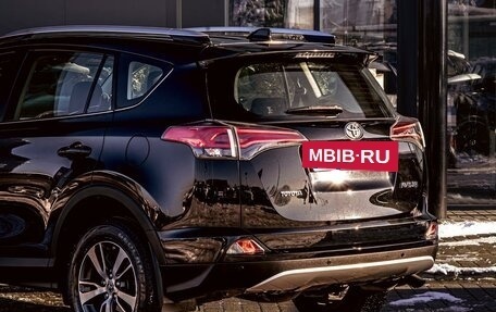 Toyota RAV4, 2016 год, 1 895 000 рублей, 10 фотография