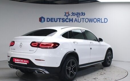 Mercedes-Benz GLC Coupe, 2022 год, 6 065 000 рублей, 2 фотография