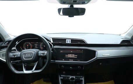 Audi Q3, 2022 год, 2 630 000 рублей, 11 фотография