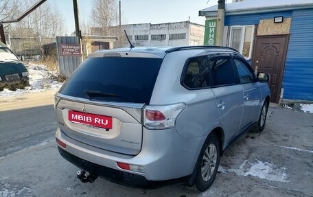 Mitsubishi Outlander III рестайлинг 3, 2012 год, 1 200 000 рублей, 3 фотография