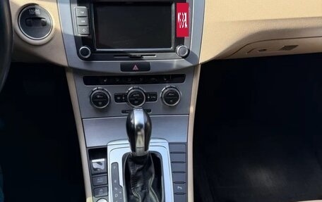 Volkswagen Passat CC I рестайлинг, 2012 год, 1 500 000 рублей, 28 фотография