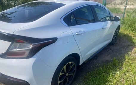 Chevrolet Volt II, 2016 год, 1 400 000 рублей, 2 фотография