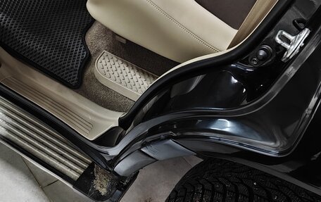 Toyota Land Cruiser 100 рестайлинг 2, 2001 год, 1 700 000 рублей, 15 фотография