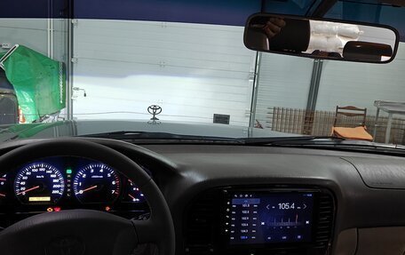 Toyota Land Cruiser 100 рестайлинг 2, 2001 год, 1 700 000 рублей, 18 фотография