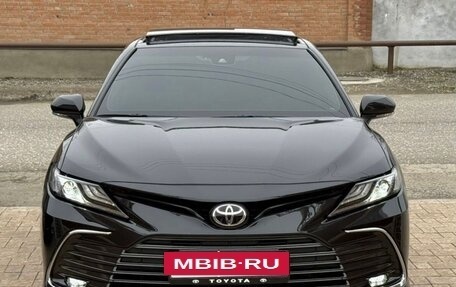 Toyota Camry, 2023 год, 3 850 000 рублей, 8 фотография