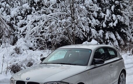 BMW 1 серия, 2008 год, 1 400 000 рублей, 1 фотография