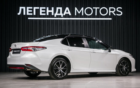 Toyota Camry, 2021 год, 3 040 000 рублей, 6 фотография