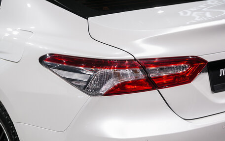 Toyota Camry, 2021 год, 3 040 000 рублей, 12 фотография