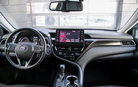 Toyota Camry, 2021 год, 3 040 000 рублей, 25 фотография