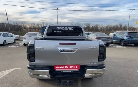 Toyota Hilux VIII, 2018 год, 2 860 000 рублей, 6 фотография