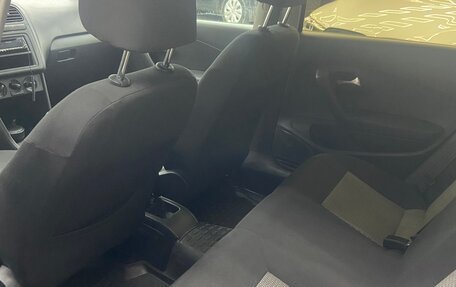 Volkswagen Polo VI (EU Market), 2013 год, 680 000 рублей, 5 фотография