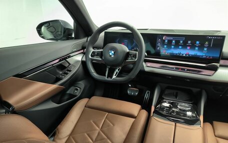 BMW 5 серия, 2025 год, 10 290 000 рублей, 10 фотография