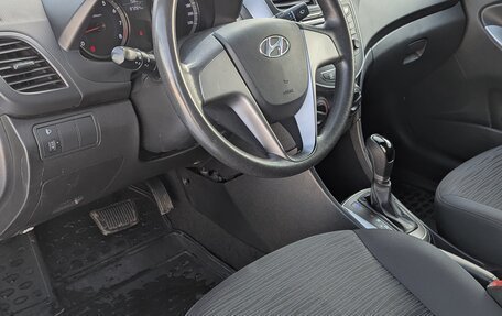 Hyundai Solaris II рестайлинг, 2016 год, 1 091 000 рублей, 10 фотография