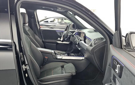 Mercedes-Benz GLB, 2025 год, 6 840 000 рублей, 11 фотография