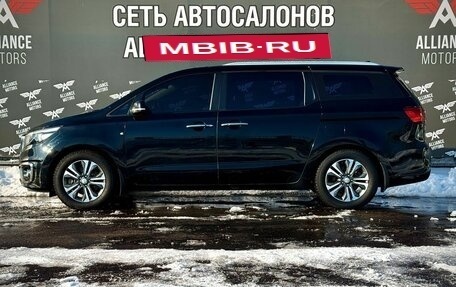 KIA Carnival III, 2019 год, 3 300 000 рублей, 4 фотография