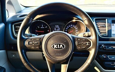 KIA Carnival III, 2019 год, 3 300 000 рублей, 17 фотография