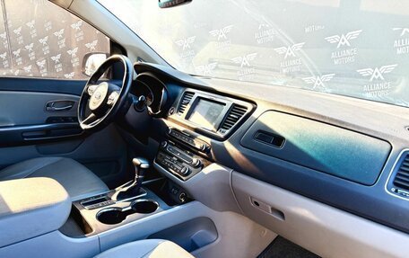 KIA Carnival III, 2019 год, 3 300 000 рублей, 27 фотография