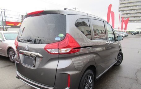 Honda Freed II, 2022 год, 1 388 000 рублей, 6 фотография