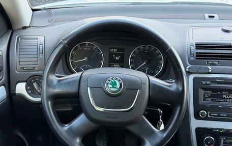 Skoda Octavia, 2011 год, 750 000 рублей, 24 фотография