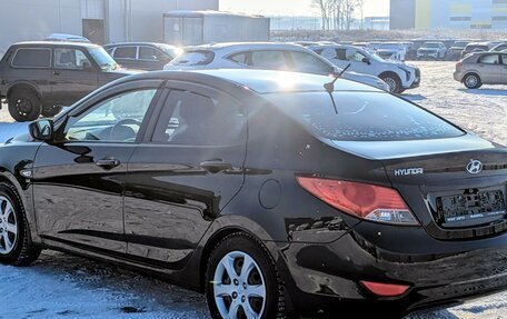 Hyundai Solaris II рестайлинг, 2011 год, 832 000 рублей, 2 фотография