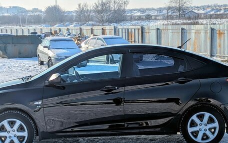 Hyundai Solaris II рестайлинг, 2011 год, 832 000 рублей, 4 фотография