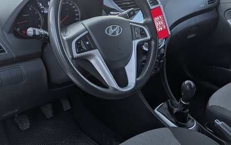 Hyundai Solaris II рестайлинг, 2011 год, 832 000 рублей, 9 фотография