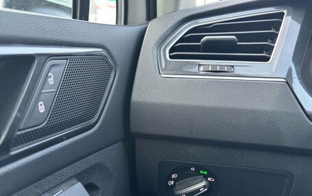 Volkswagen Tiguan II, 2017 год, 2 290 000 рублей, 16 фотография