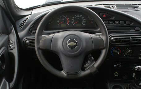 Chevrolet Niva I рестайлинг, 2015 год, 645 000 рублей, 8 фотография