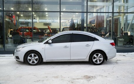 Chevrolet Cruze II, 2010 год, 550 000 рублей, 7 фотография